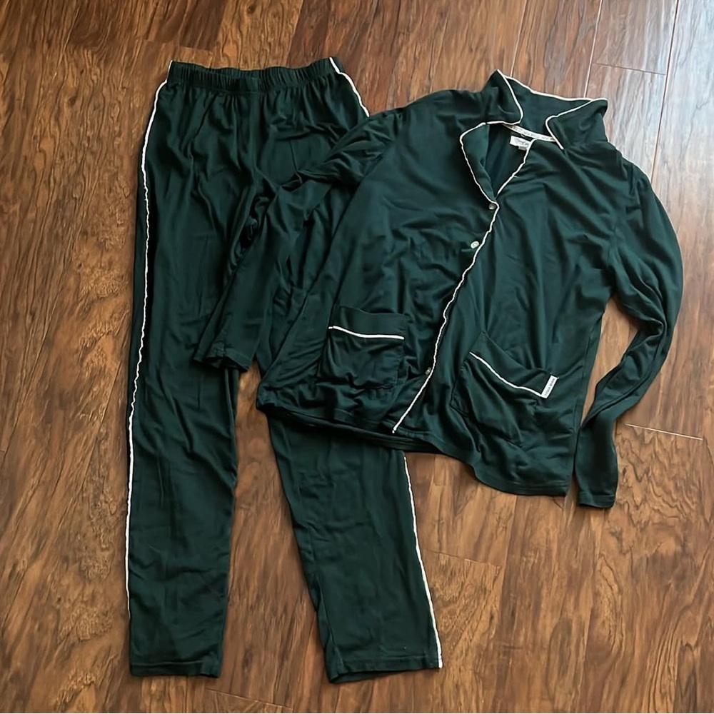 Nine West Dark Green Pajama Set